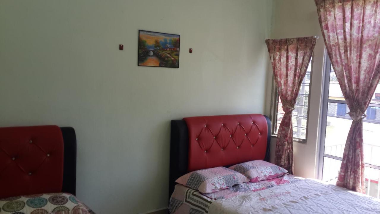 Daisyinn Budget Hotel Kuala Terengganu Kampong Gong Badak Exteriör bild