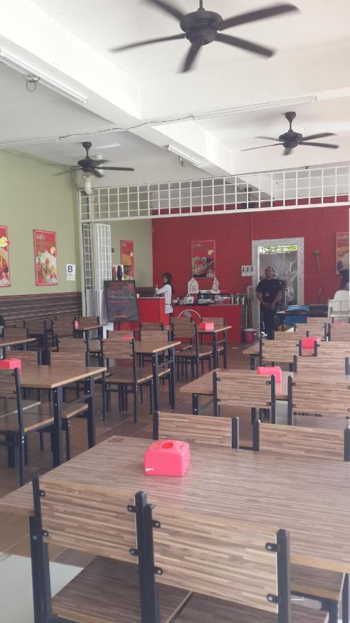 Daisyinn Budget Hotel Kuala Terengganu Kampong Gong Badak Exteriör bild