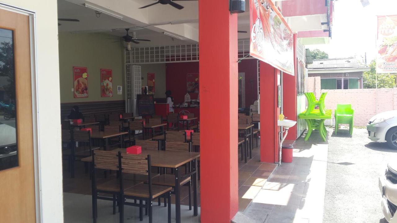 Daisyinn Budget Hotel Kuala Terengganu Kampong Gong Badak Exteriör bild